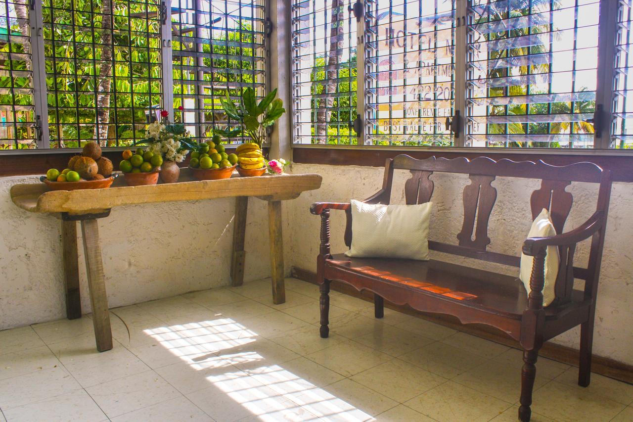 Hotel Maya Corozal Dış mekan fotoğraf